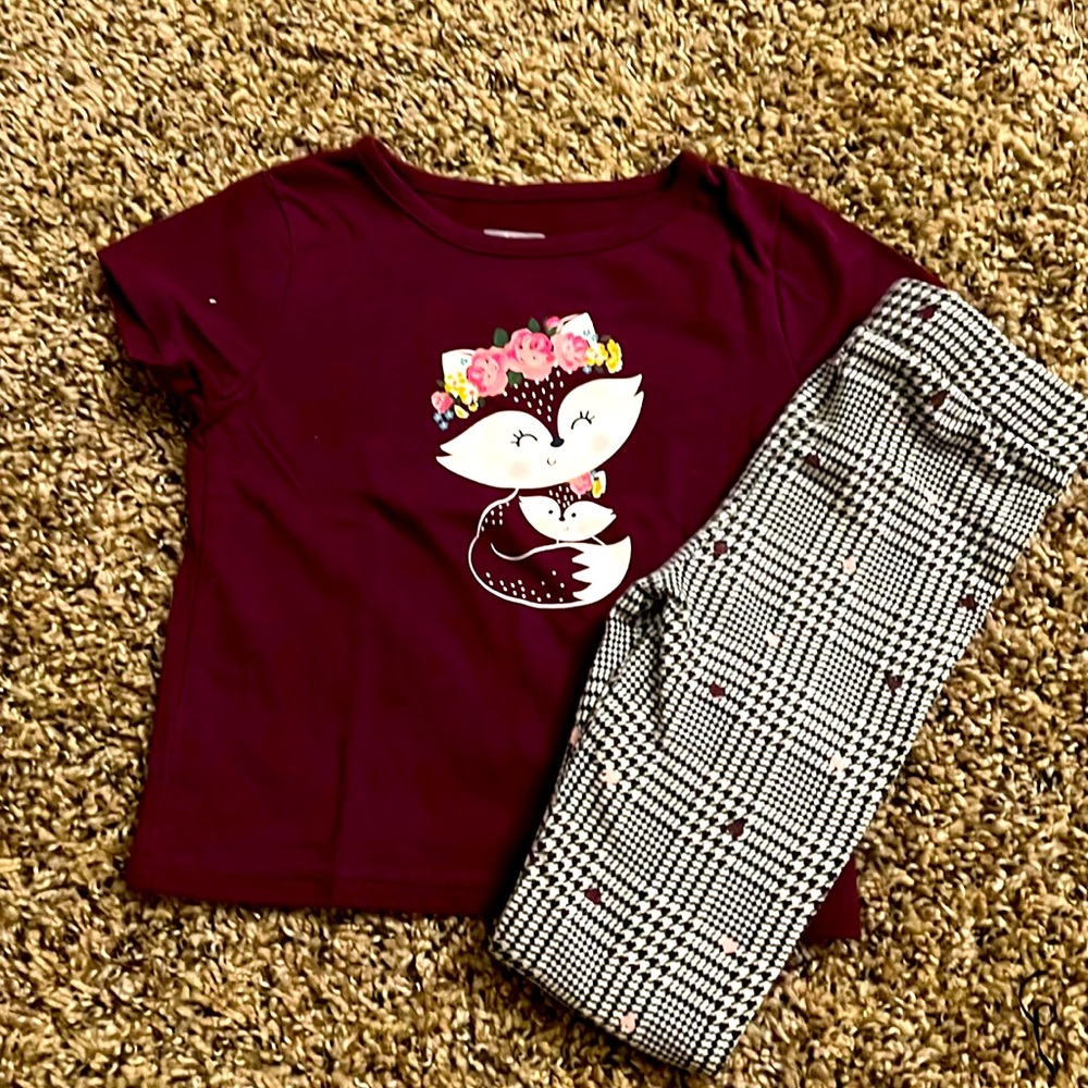 Baby Outfit size 24M. Cute Leggings with matching shirt